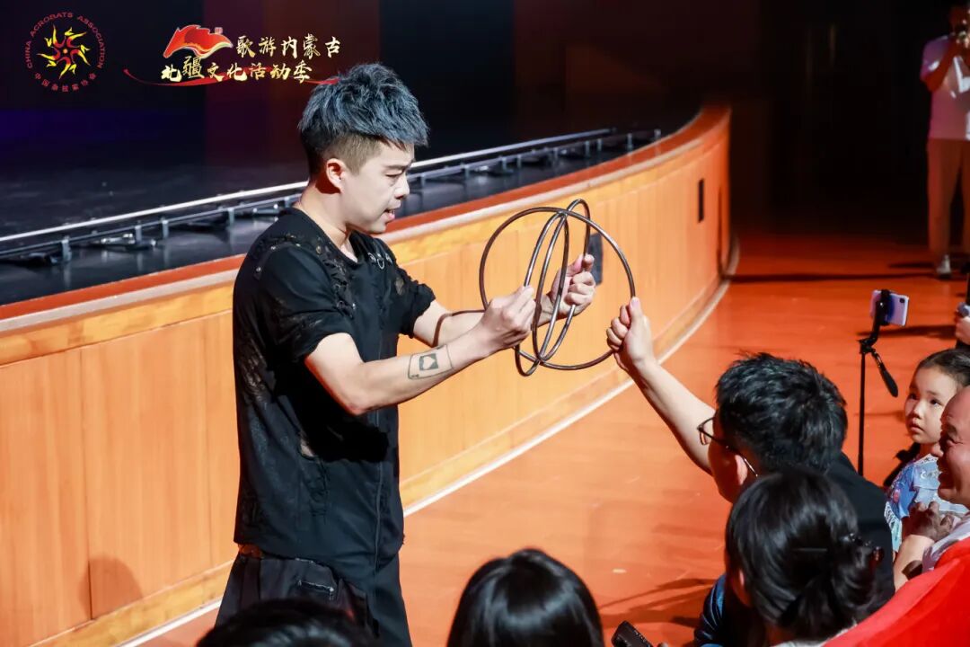 魔幻北疆！第二届“中国杂技北疆行”精品展演震撼上演 第5张