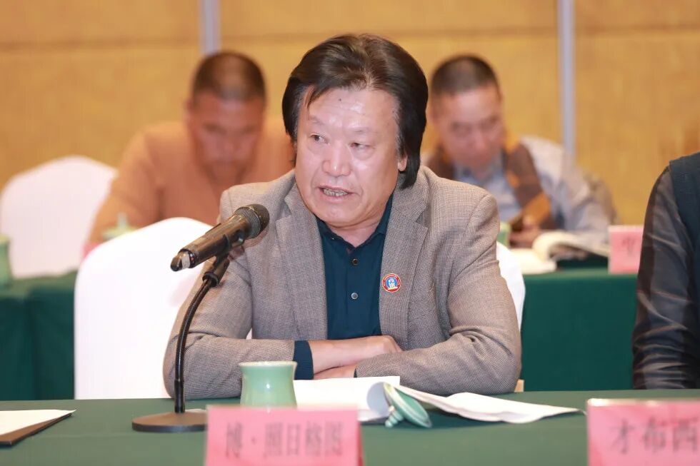 《花的原野》杂志创刊七十周年座谈会在呼和浩特举行 第14张