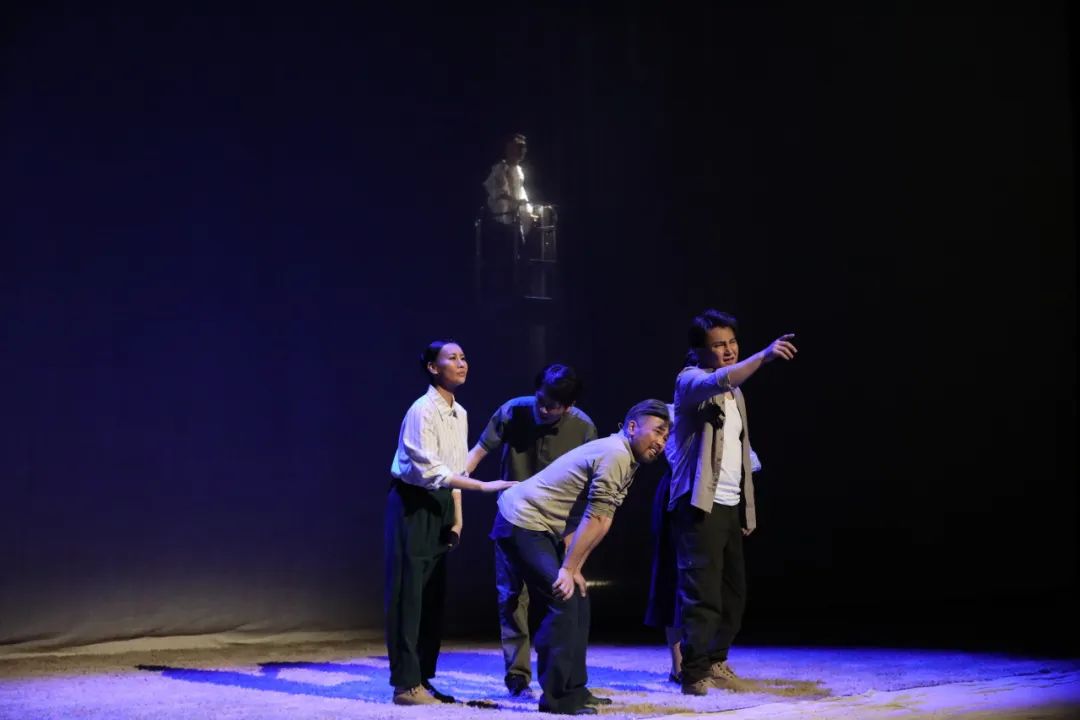文艺评论 | 万治友：话剧《大漠恒星》的情感架构搭建 第6张