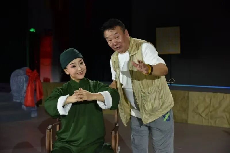 文艺评论 | 灯映驿道：《驿站明灯》中的文化坚守与时代回响 第4张