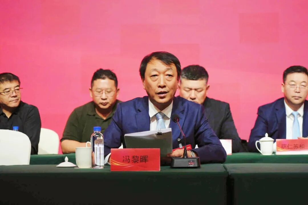 基层艺讯丨锡林郭勒盟文联第七次代表大会胜利召开 冯黎晖当选主席 第3张