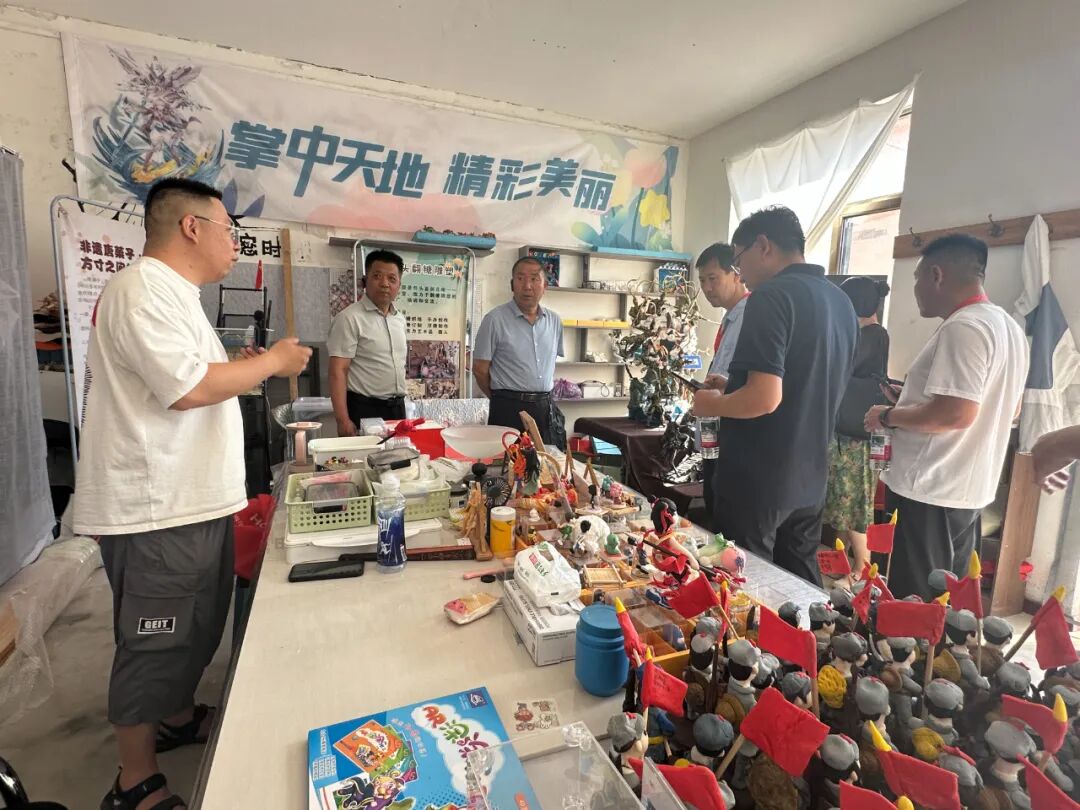 内蒙古基层文联工作经验交流会暨“文艺两新” 集聚区实践基地现场会闭幕 第7张