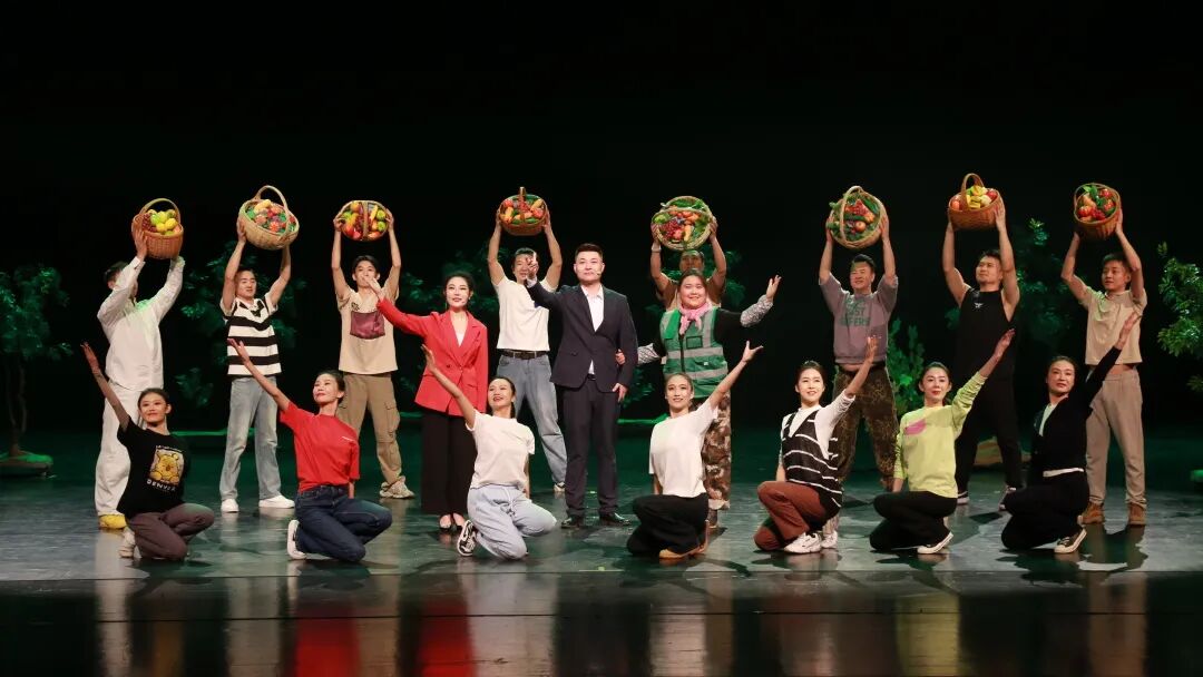 内蒙古小戏小品精品展演剧目之 《两代人》看点揭秘 第12张