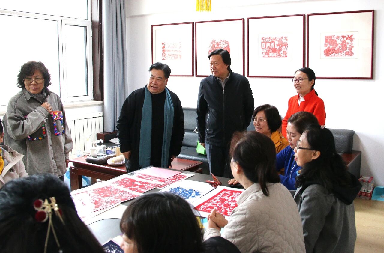 内蒙古文联各文艺家协会举办会员日活动 第12张