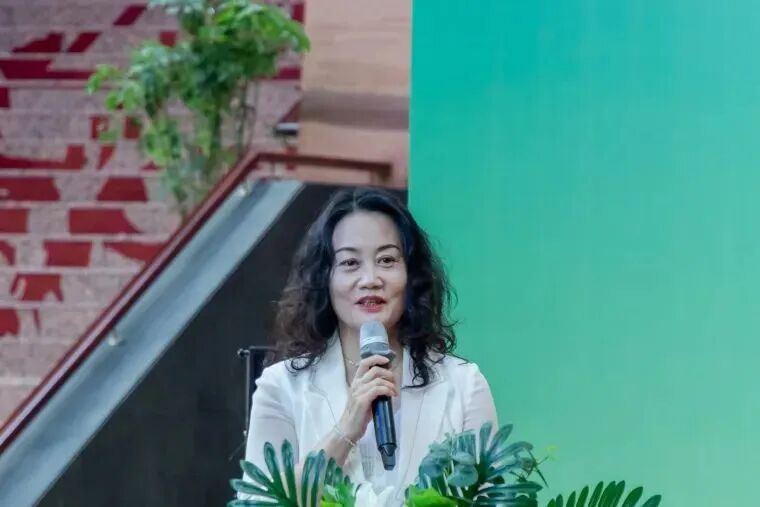 “亮丽北疆 多彩暖城”——中国美术家协会会员写生作品展在鄂尔多斯开幕 第7张