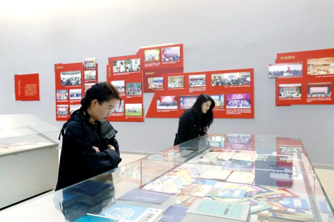 内蒙古文联70年 文颂时代 艺承北疆 第14张