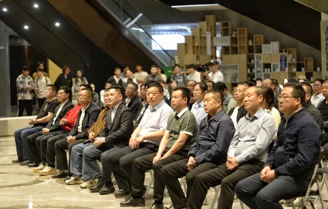 北疆文化走出去｜乌兰察布济宁上饶书法联展开幕 第3张