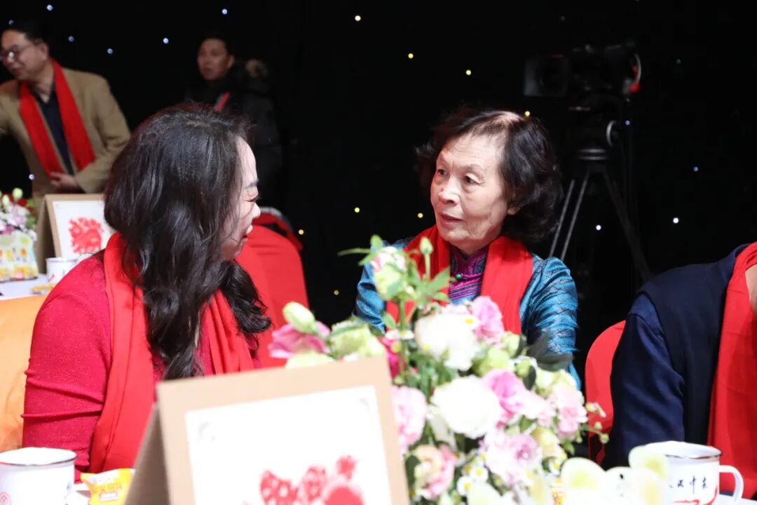 图集 | “春暖北疆百花开”文艺工作者们到“家”啦！ 第19张