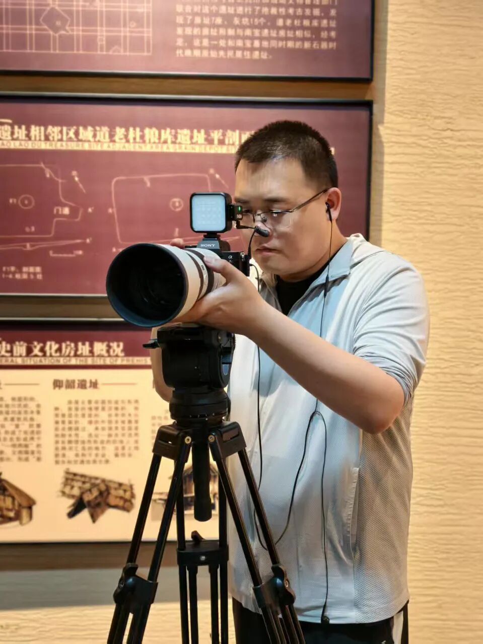 文学与视听结合创作实践——《走出自己的房间》荣获优秀网络视听节目表彰 第12张