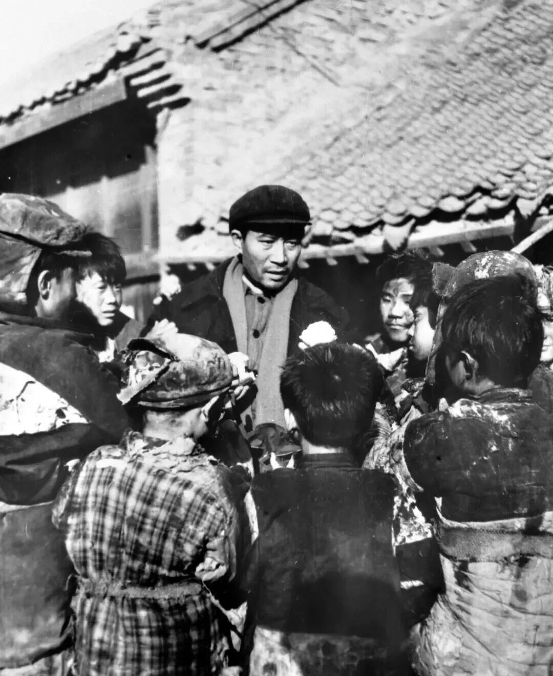 习近平总书记与老一辈艺术家交流交往的故事 第6张