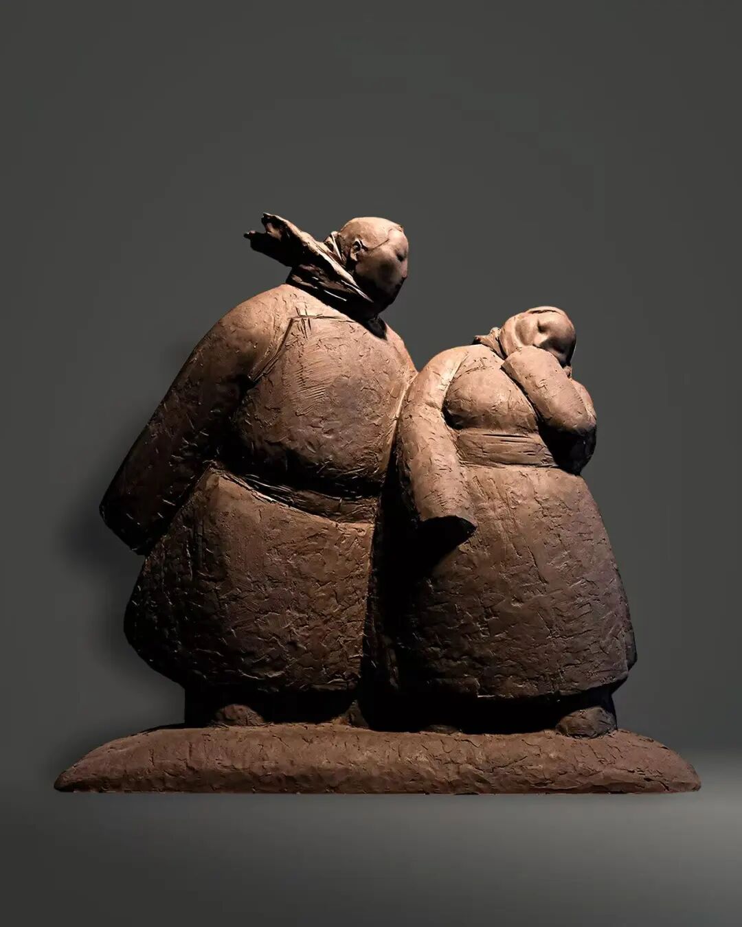 首届青年雕塑作品展览，内蒙古入选的有→ 第3张