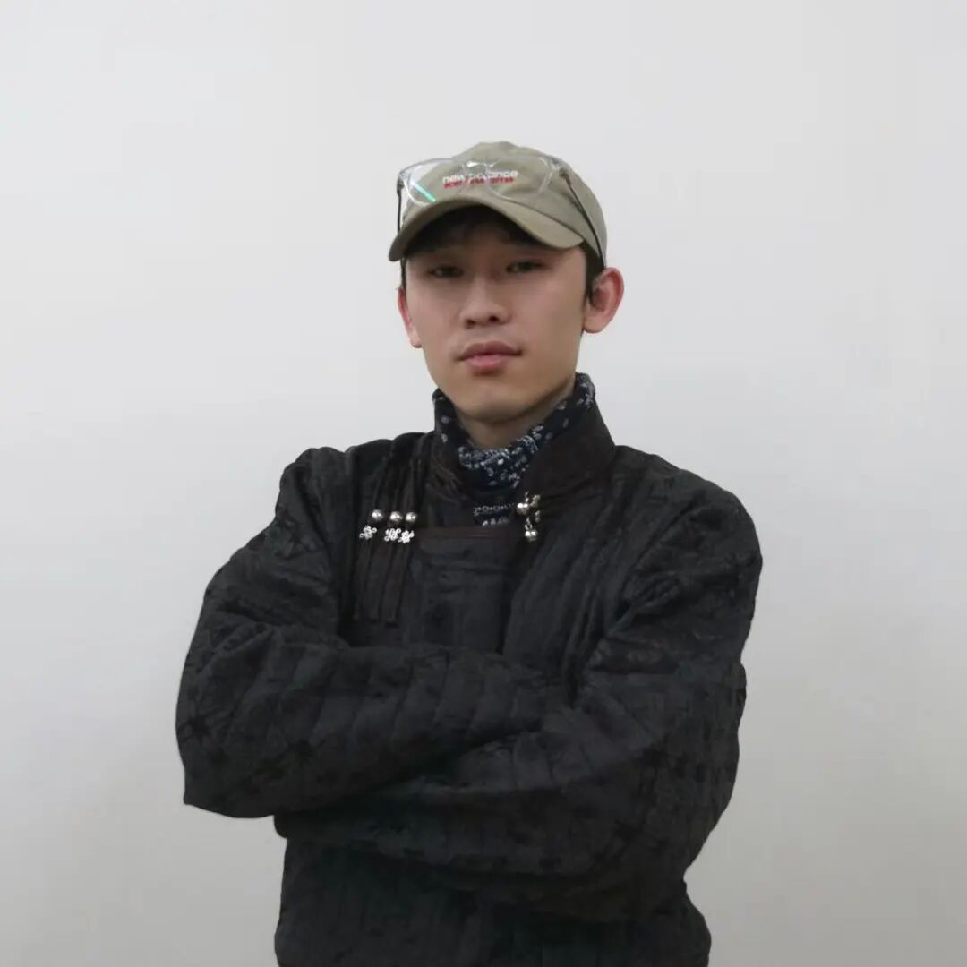 首届青年雕塑作品展览，内蒙古入选的有→ 第7张