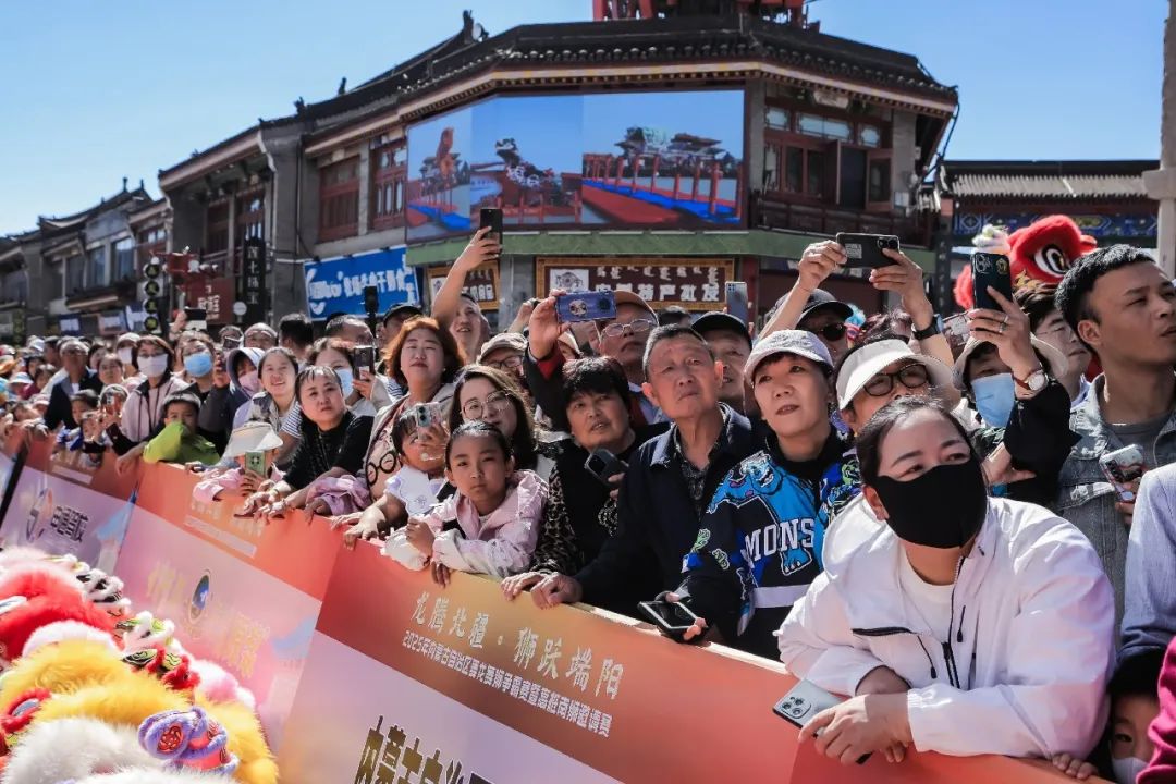 300名龙狮健儿决战青城！内蒙古首届舞龙舞狮争霸赛震撼启幕 第10张
