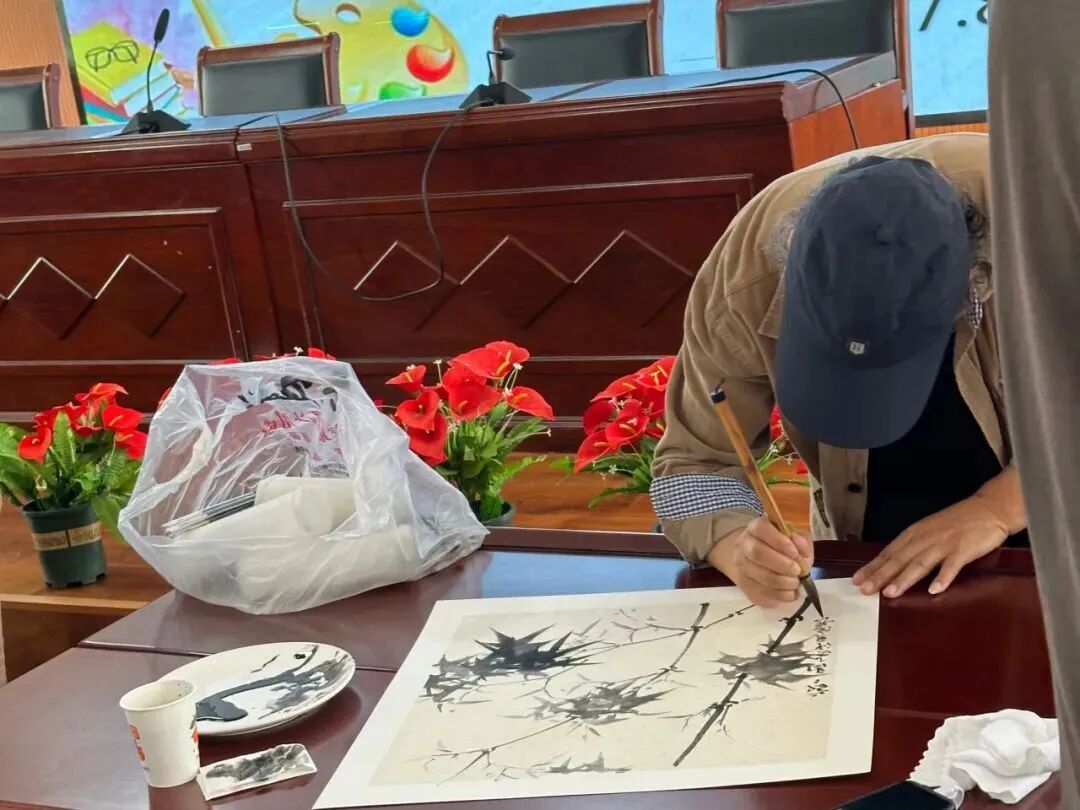 “八千里路云和月”边防线主题美术采风创作活动巴彦淖尔段圆满结束 第29张