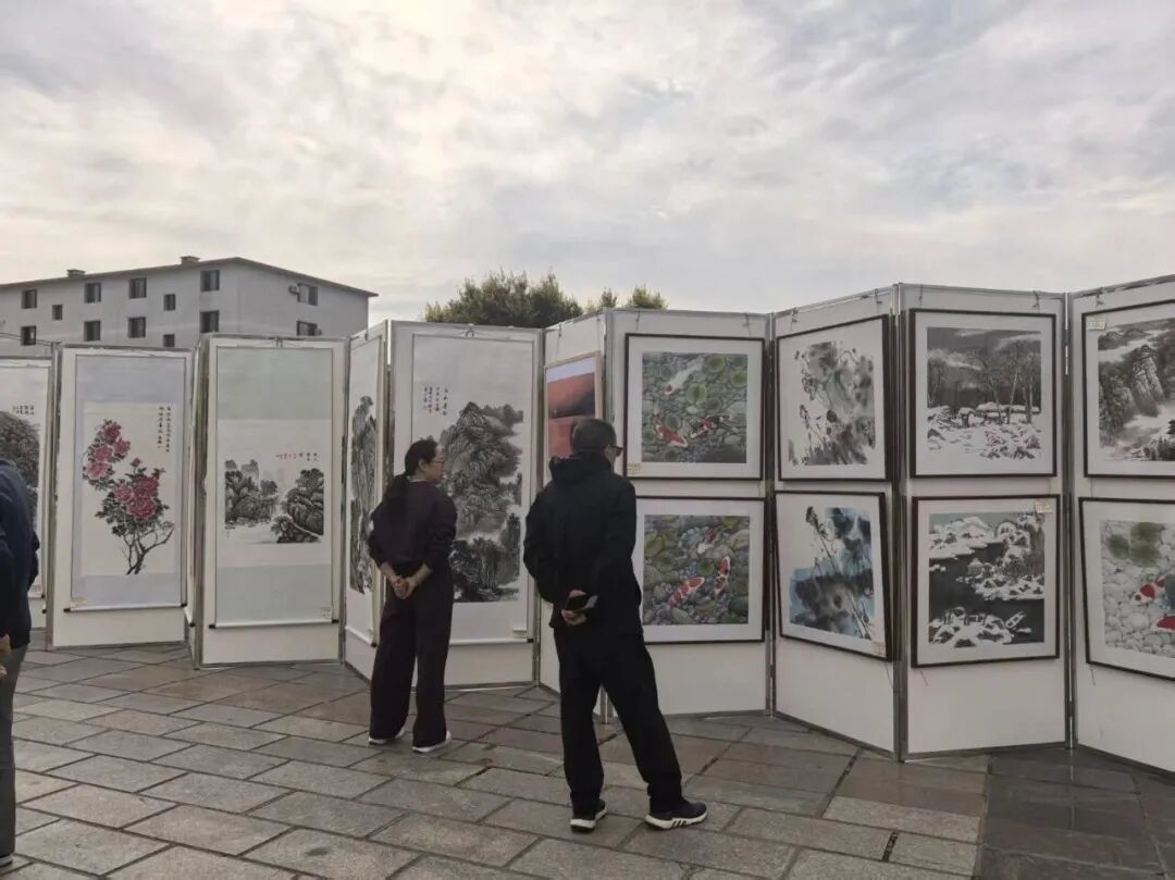 庆国庆 迎中秋｜内蒙古各级文联组织开展主题活动 第16张
