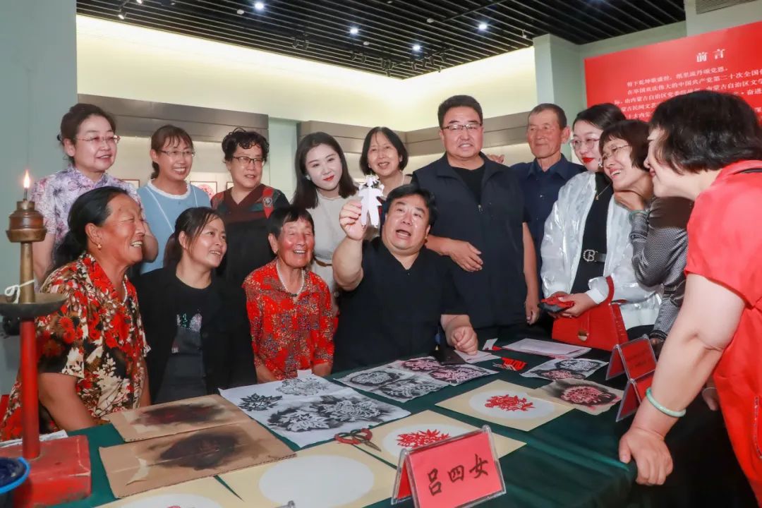 文艺名家风采丨段建珺：民间力量抢救、保护、传承剪纸文化的典型和示范 第48张