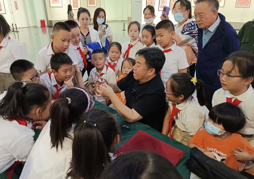 文艺名家风采丨段建珺：民间力量抢救、保护、传承剪纸文化的典型和示范 第44张