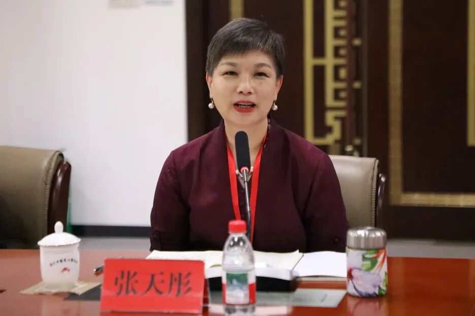 “中华民歌 唱响北疆”2025民歌艺术交流座谈会在乌海市举办 第5张