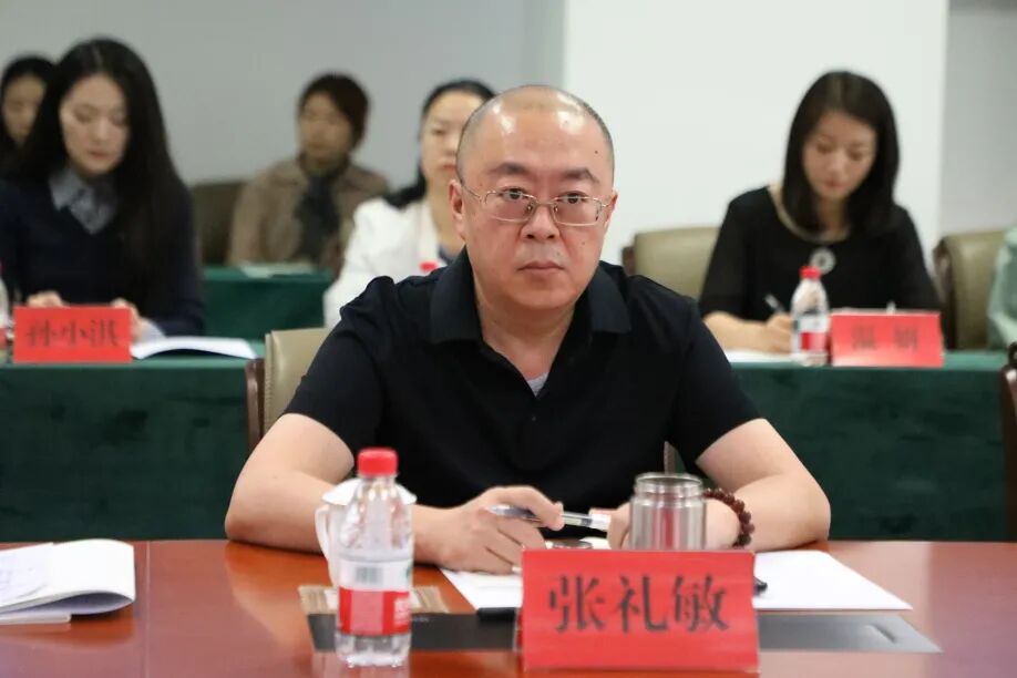 “中华民歌 唱响北疆”2025民歌艺术交流座谈会在乌海市举办 第12张