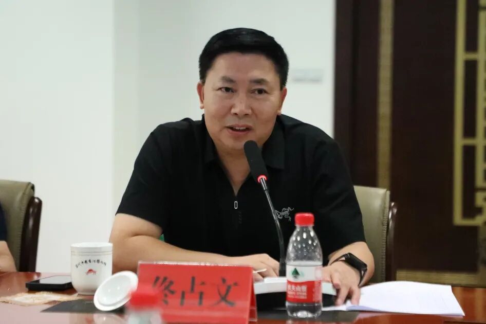 “中华民歌 唱响北疆”2025民歌艺术交流座谈会在乌海市举办 第7张