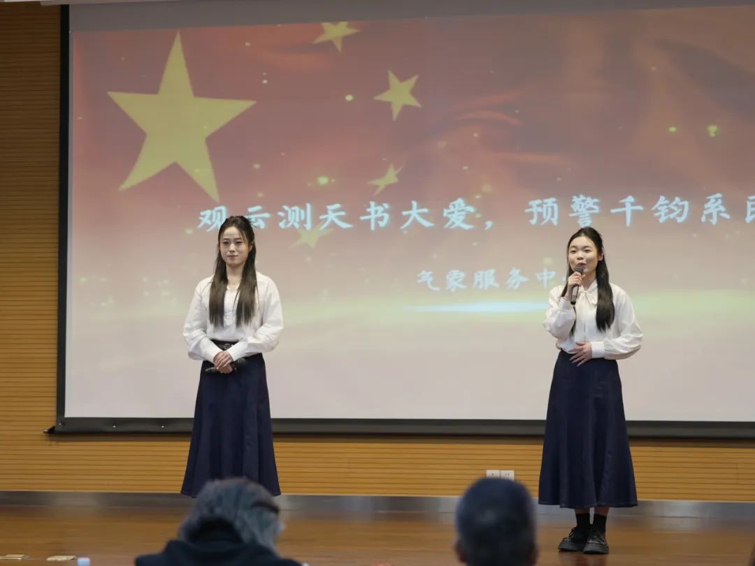 “弘扬五四精神 挺膺时代担当”主题朗诵比赛成功举办 第24张