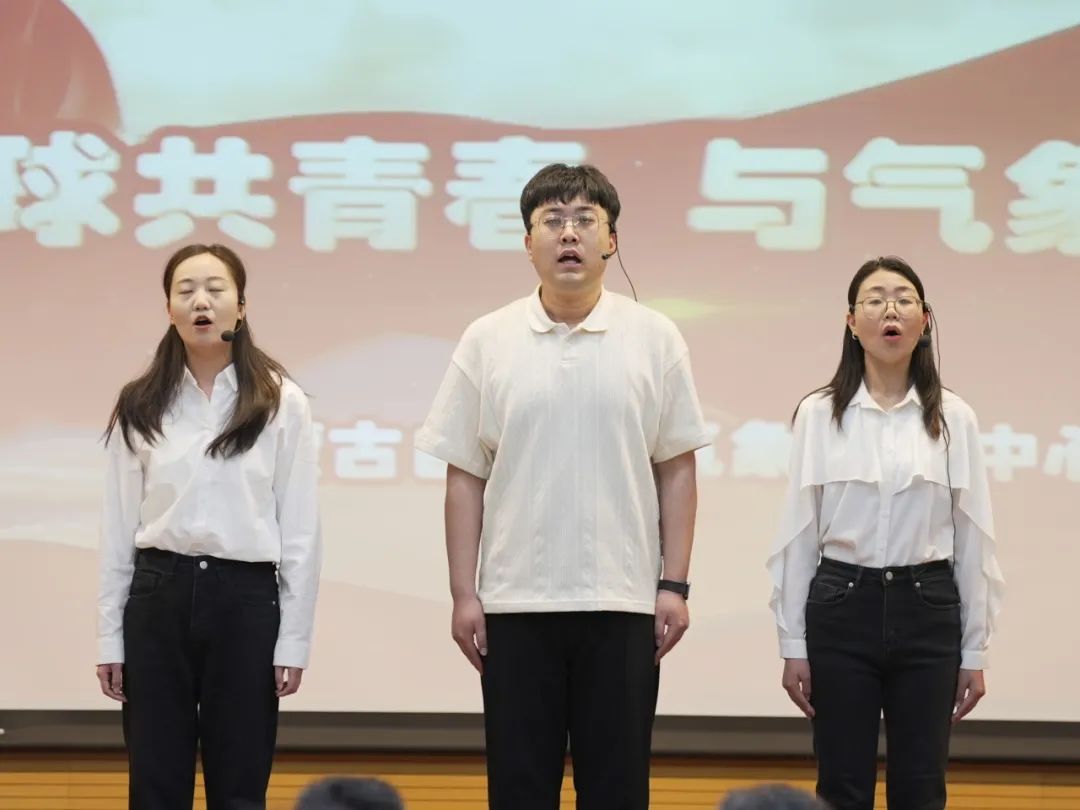 “弘扬五四精神 挺膺时代担当”主题朗诵比赛成功举办 第11张