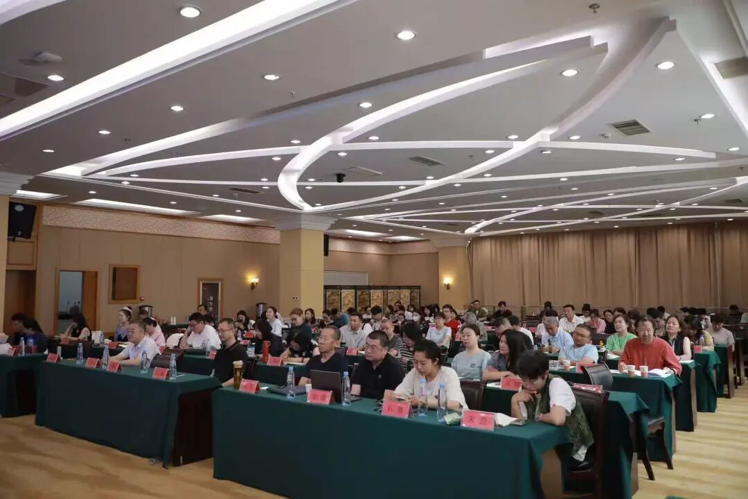 2025年度全区电影编剧培训班在呼和浩特市成功举办 第1张