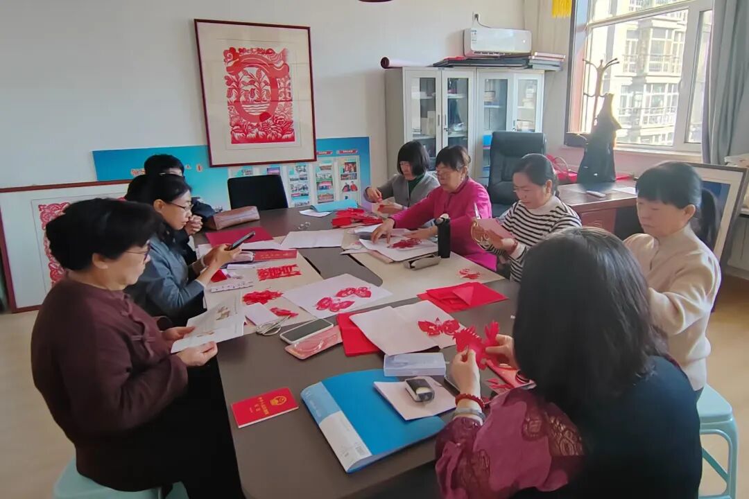 内蒙古文联各文艺家协会举办会员日活动 第8张