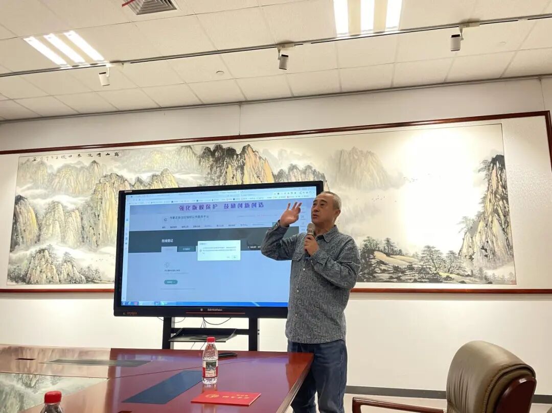 内蒙古民间文艺版权保护服务北疆行活动走进乌海 第6张