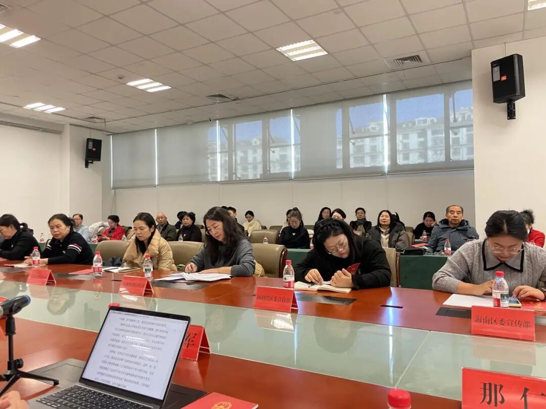 内蒙古民间文艺版权保护服务北疆行活动走进乌海 第5张