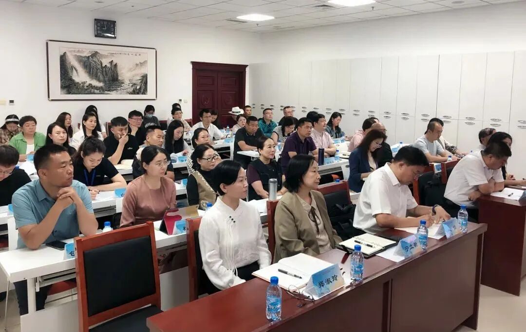 全区儿童文学高层次采风创作活动启动暨内蒙古作家“深入生活·扎根人民”新时代儿童文学创作实践点揭牌仪式在通辽市举行 第3张