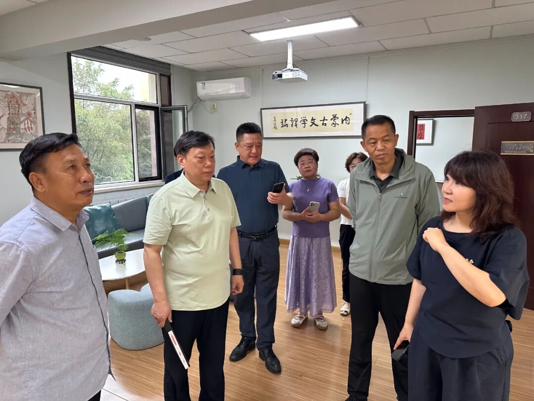 河北省文联一行来内蒙古文联开展学习交流活动 第1张
