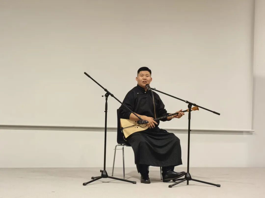音乐大赛冠军展示 | 声乐呼麦组——阿拉腾呼亚格 第5张