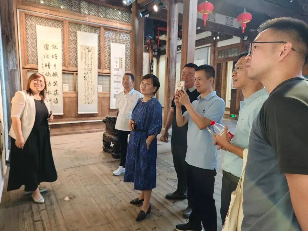 北疆文化神州行 | 翰墨中华 · 赓续文脉——内蒙古自治区优秀书法作品巡展在福州展出 第8张