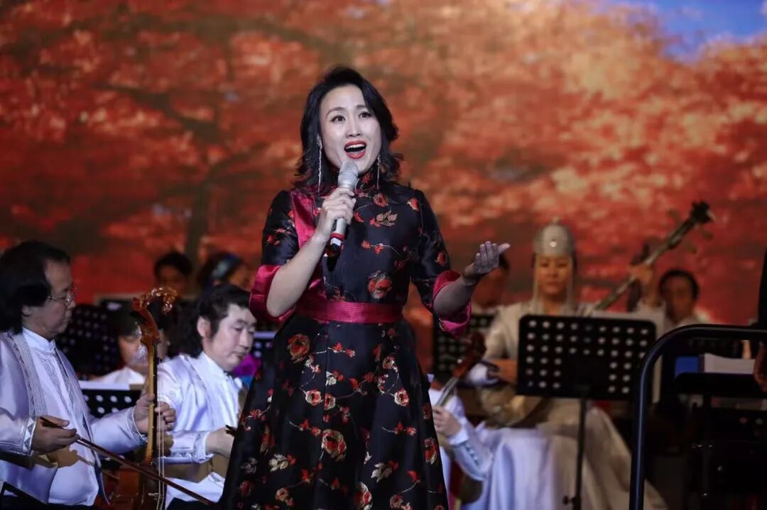 音乐大赛冠军展示 | 声乐类美声组——脑明格日乐 第6张