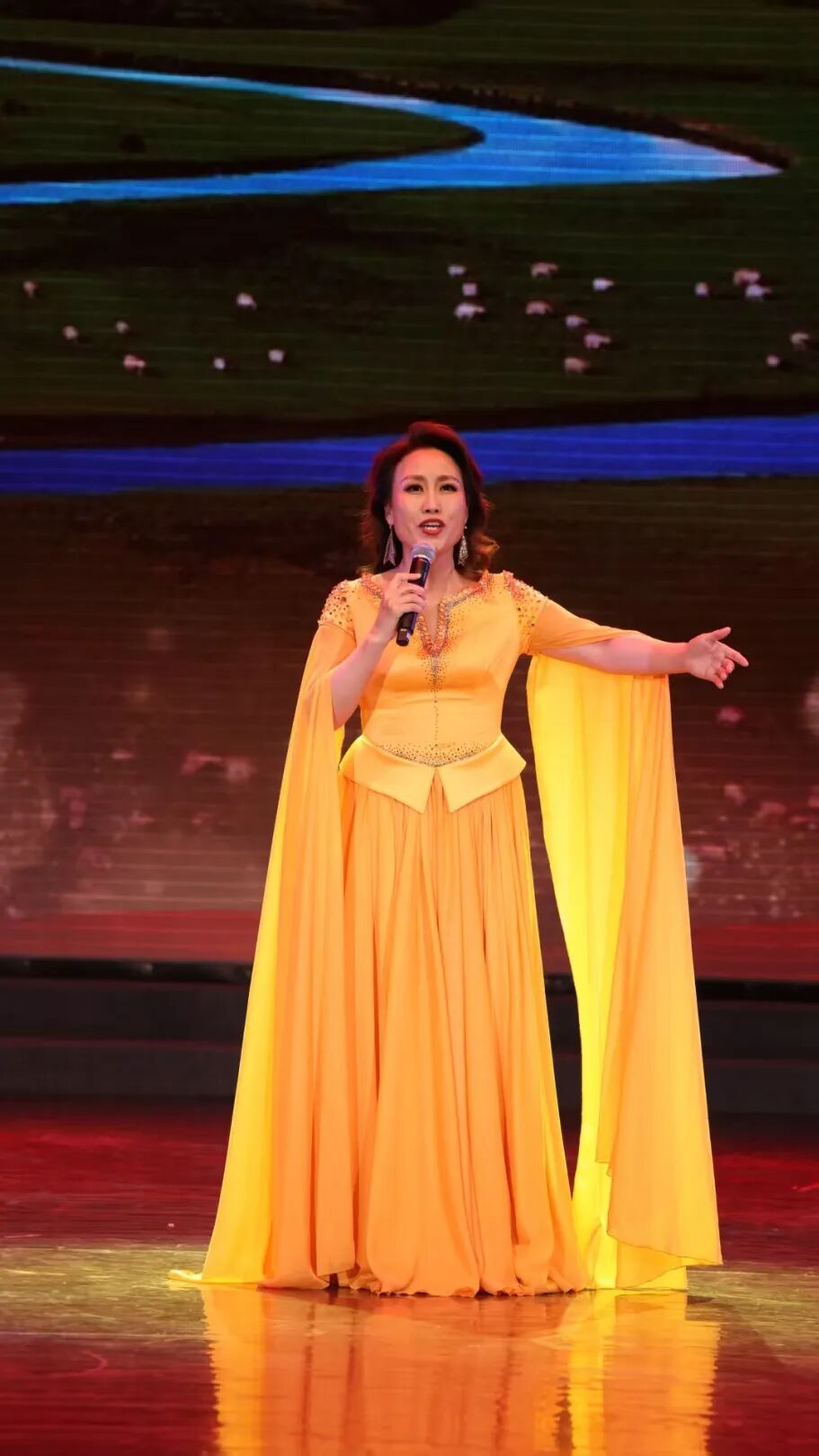 音乐大赛冠军展示 | 声乐类美声组——脑明格日乐 第8张