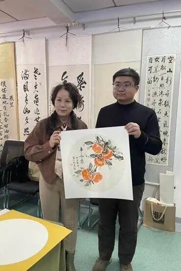 “翰墨飘香迎新春”主题党日活动增添文化年味 第5张