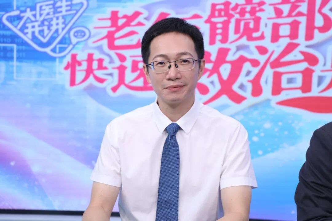 为什么手术后要经常翻身女子摔了一跤后竟无法翻身？原来是遭遇这种要命的骨折！福建医生提醒→_https://www.jmylbn.com_新闻资讯_第3张