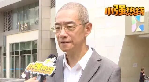 男子带96岁母亲酒店养老遭拉黑，为何在酒店“流浪”？