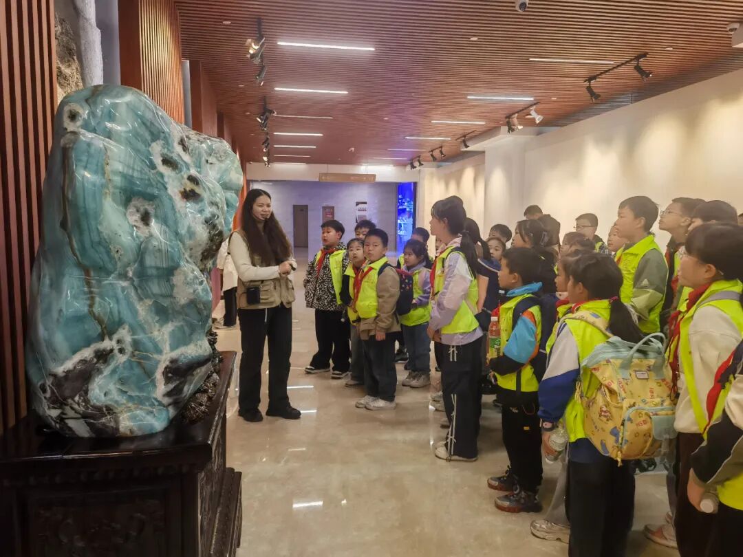 研学实践助成长 | 铜仁市开展贵州“希望工程升级版·壮苗计划”研学公益活动