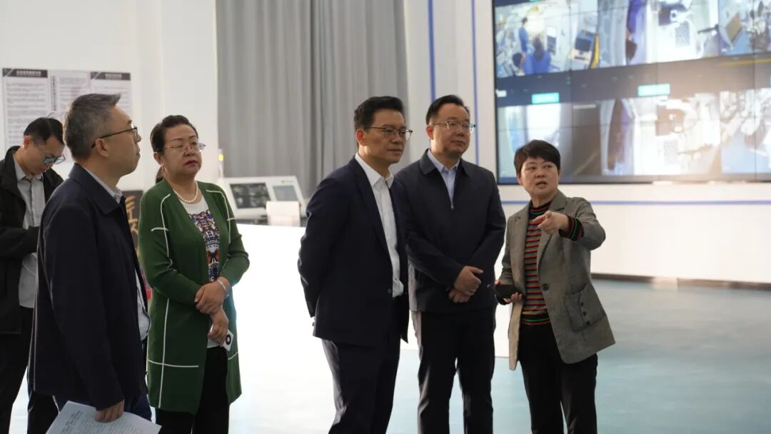 浙江省援疆指挥部副指挥长王志强来校调研对口援疆工作