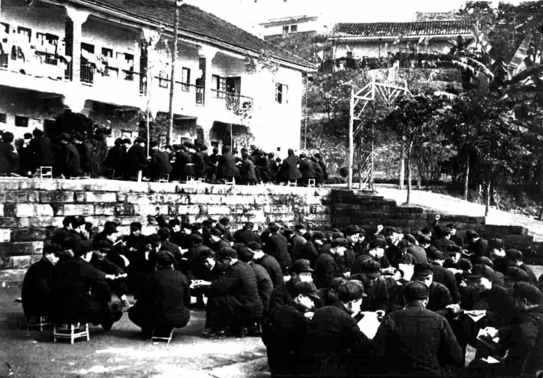 人民公安從這里走來 | 第一代重慶公安教育工作者袁秀琳：莘莘學(xué)子從警路上的“引路人”