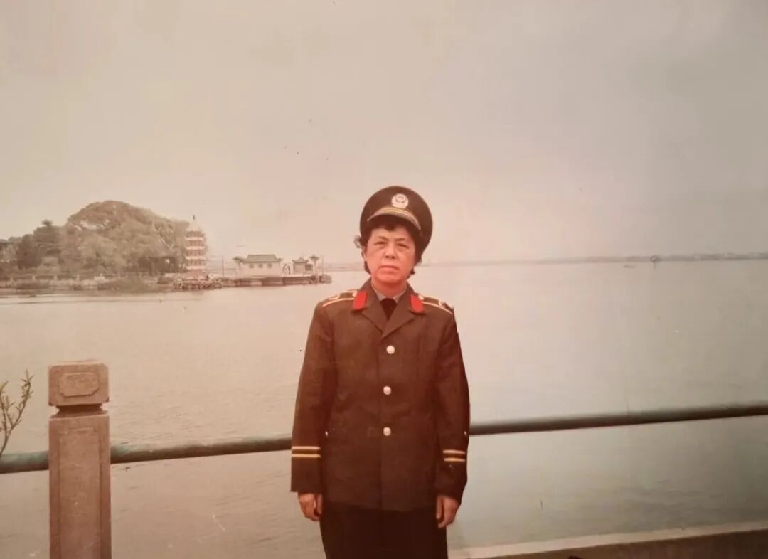 人民公安從這里走來 | 第一代重慶公安教育工作者袁秀琳：莘莘學(xué)子從警路上的“引路人”