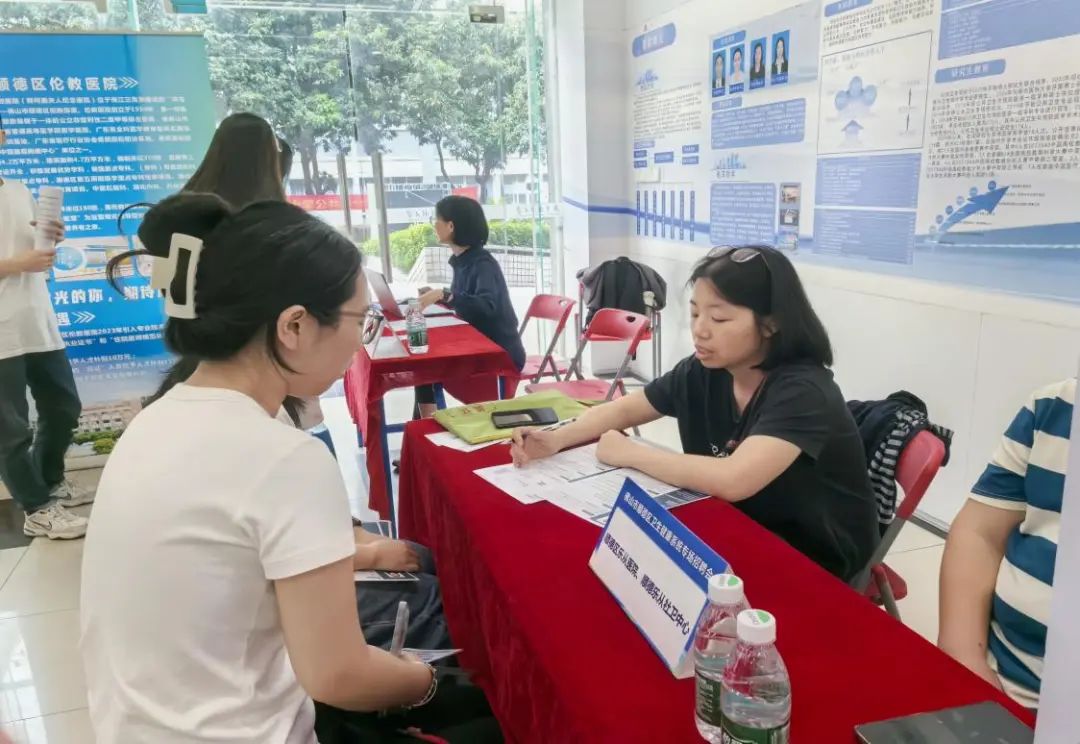 招聘会计最新招聘信息_招聘会_招聘会需要准备的东西