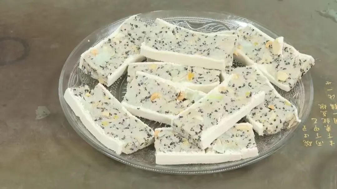 月光糕（来源：梅州电视服务900）