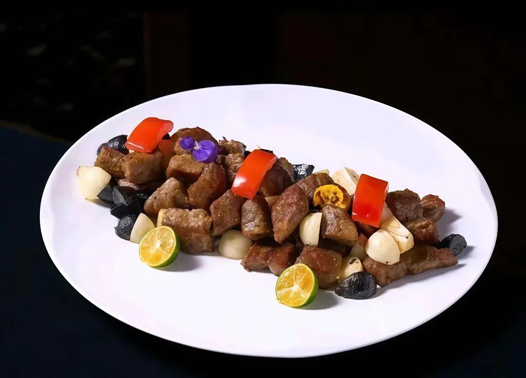 黑金蒜爆雪花牛肉.jpg