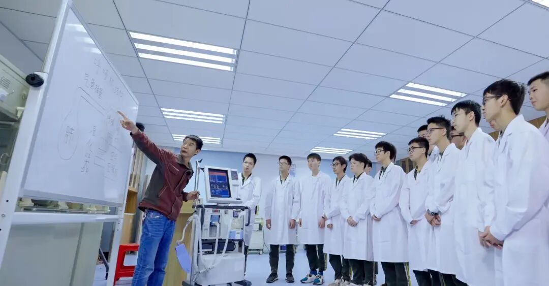 什么是智能医疗器械智慧医疗,装备先行 ｜ 智能医疗装备技术_https://www.jmylbn.com_新闻资讯_第46张