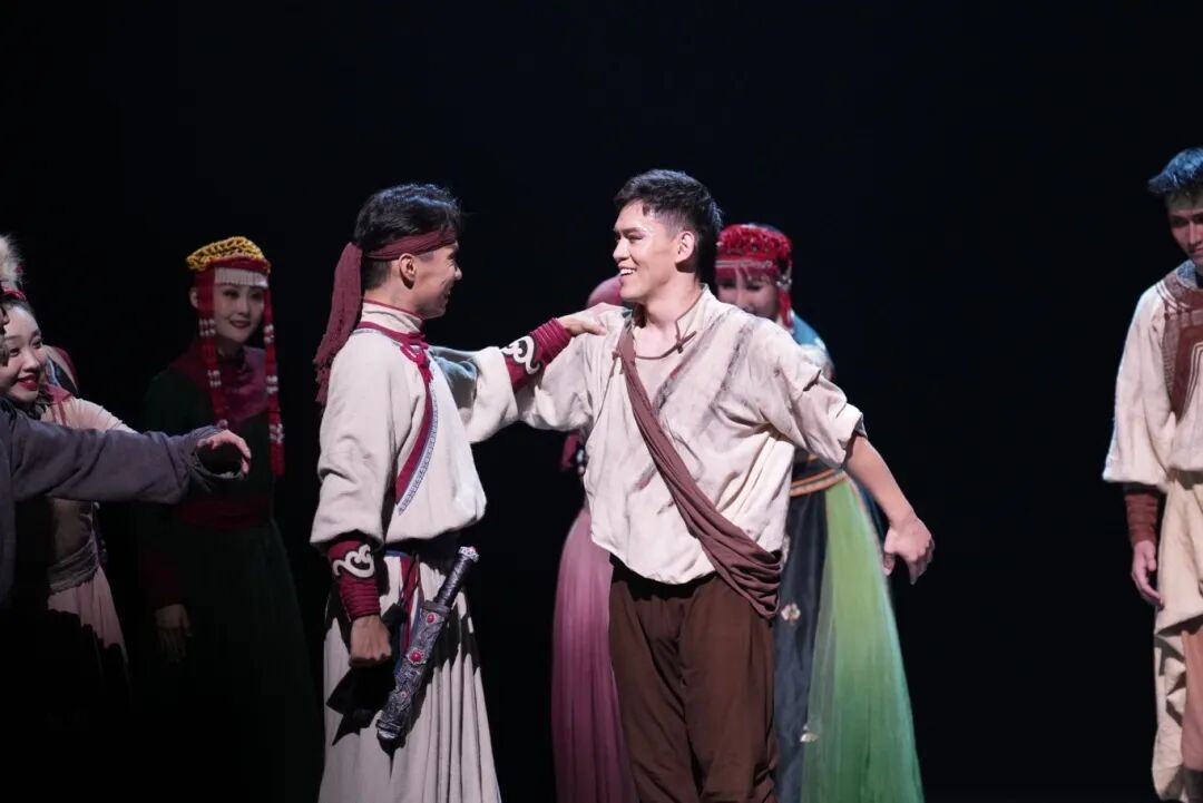 舞剧《骑兵》杭州首场演出圆满落幕 第5张
