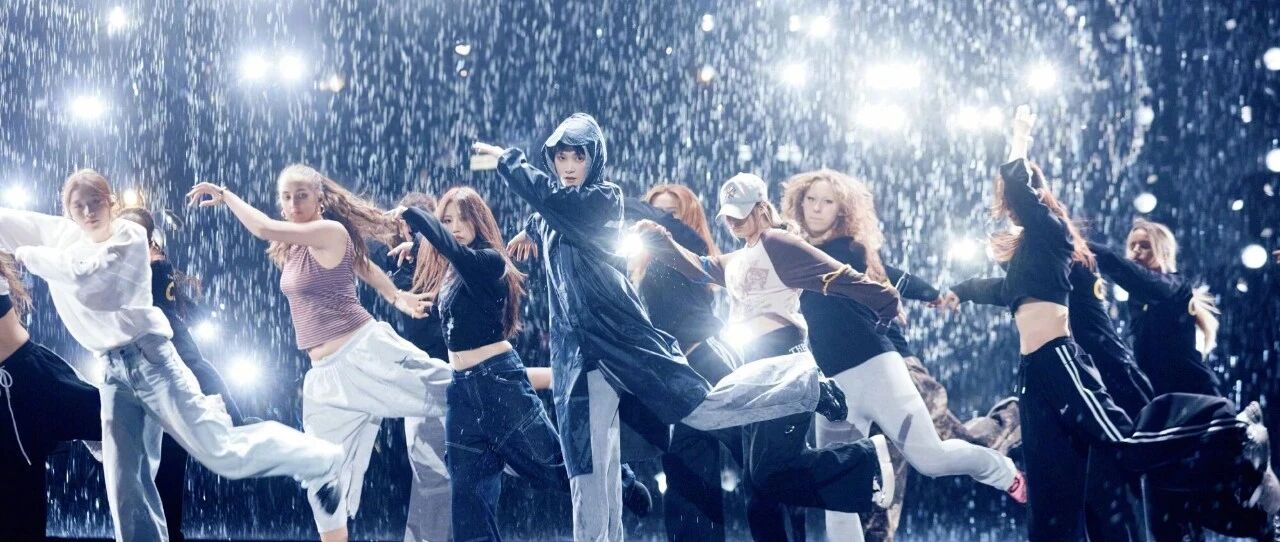 李宇春连续21年跨年零点压轴