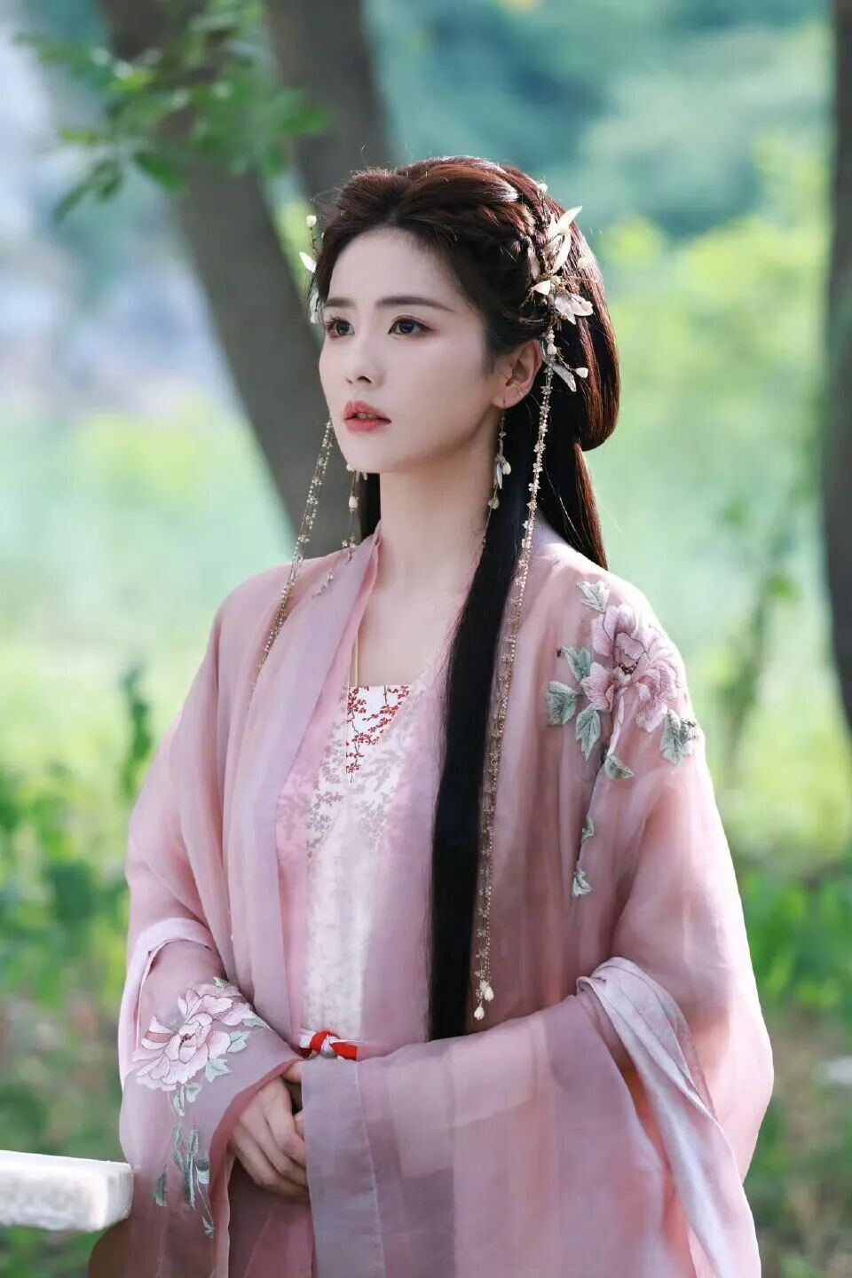白鹿小声说累死了